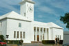 Bermuda - Hamilton: City Hall and Arts Center / Bermuda National Gallery - Corporation of Hamilton - architect Wilfred Onion - Church Street - photo by G.Frysinger