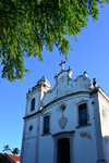 Olinda, Pernambuco, Brazil: facade of the Church of St Peter the apostle - seen from under a tree on Conselheiro Joo Alfredo square, Carmo - Igreja de So Pedro Apstolo - photo by M.Torres