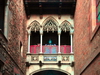 Barcelona, Catalonia: the neo-Gothic Bisbe bridge, between the Generalitat and Cases dels Canonges, Carrer del Bisbe, Barri Gtic, Ciutat Vella - photo by M.Torres