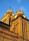 Bogota, Colombia: towers and domes of Iglesia de Las Cruces - Plaza de las Cruces - architect Arturo Jaramillo - barrio Las Cruces - Santa Fe - photo by M.Torres