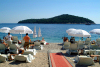 Croatia - Dubrovnik (Dubrovnik-Neretva County / Dubrovacko-Neretvanska  Zupanija): beach bar - view to Lokrum - photo by J.Banks