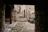 Lofou - Limassol district, Cyprus: narrow street - photo by A.Ferrari