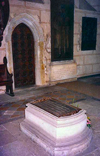 Germany / Deutschland - Saxony-Anhalt / Sachsen-Anhalt - Wittenberg: Martin Luther's tomb - Castle Church - Unesco world heritage site - photo by G.Frysinger