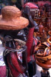 Haiti - Labadee: Gloomy sculptures - Haitian art (photo by Francisca Rigaud)