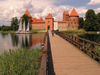 Lithuania / Litva / Litauen - Trakai: Trakai Island Castle - causeway - photo by J.Kaman