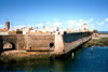 Morocco / Maroc - Mazago / El-Djadida / Al Jadida: Portuguese castle - seaward ramparts, sea gate and the chappel of St Sebastian / Castelo Portugus - Porta do Mar, cortina, baluarte de So Sebastio e a capela de So Sebastio- photo by B.Cloutier