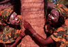 Pemba: mulheres com mascaras de beleza musiro - ximbuti / two women with musiro masks (photo by Francisca Rigaud)