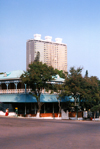 Mozambique / Moambique - Maputo / Loureno Marques: French-Mozambican Cultural Centre and the '33 storey building' / o Centro Cultural Franco-Moambicano (av Samora Machel) e o Edifcio 33 Andares (av. 25 de Setembro) - photo by M.Torres