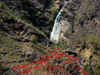 Marsyangdi Valley, Gandaki Zone, Nepal: waterfall - Annapurna Circuit - photo by M.Samper