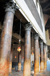 Bethlehem, West Bank, Palestine: Church of the Nativity - Corinthian pillars in the nave - much of the church's marble was looted by the Ottomans to be re-used in the Temple Mount in Jerusalem - Basilica della Nativit - photo by M.Torres