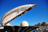 Doha, Qatar: Pearl and Oyster Fountain, Al Corniche - commemorates past work of Arab pearl divers, a Persian Gulf tradition that goes back to Roman times - photo by M.Torres