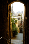 Scotland - Edinburgh: Advocate's Close or narrow passage leading to residentialflats in the heart of the city - photo by C.McEachern