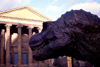 Scotland - Ecosse - Edinburgh: dinosaur and portico - photo by F.Rigaud