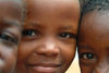 Zambia - Livingstone: African kids  fighting to be photographed - photo by J.Banks