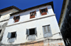 Stone Town, Zanzibar, Tanzania: Zanzibari windows with shutters - whitewashed faade and Freddie Mercury's house - Shangani - photo by M.Torres